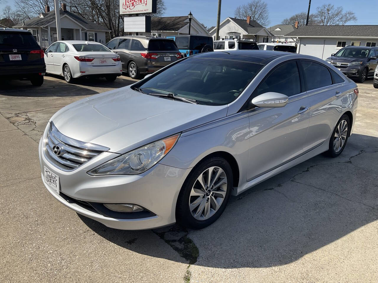 Used 2014 Hyundai Sonata Limited w/ Technology Package 05 FWD image 7