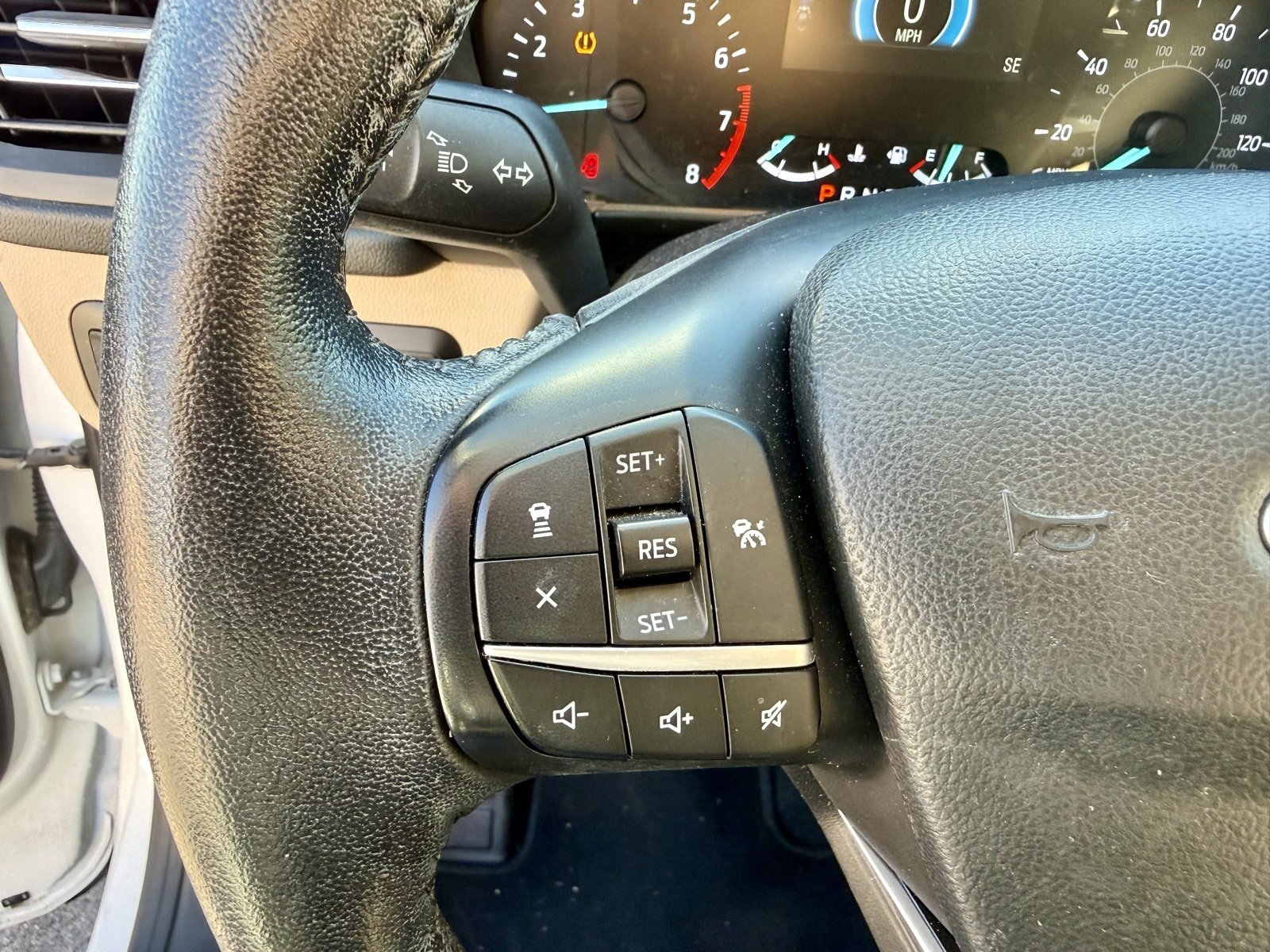 Used 2020 Ford Escape SEL image 19