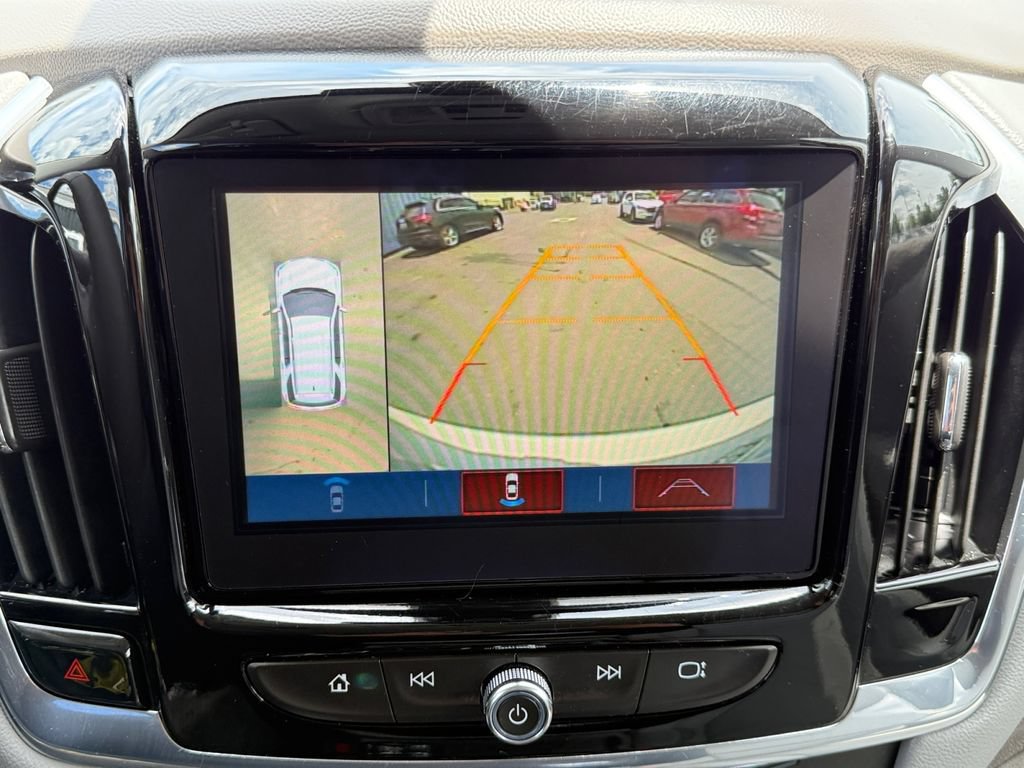 Used 2019 Chevrolet Traverse LT w/ LT Premium Package AWD/4WD image 15