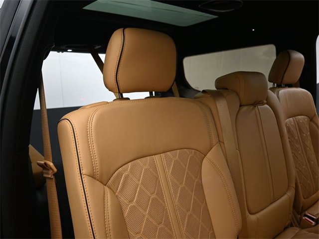Used 2023 Jeep Grand Wagoneer Series III image 27