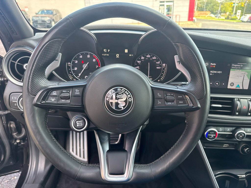 Used 2020 Alfa Romeo Giulia Ti Sport AWD/4WD image 35