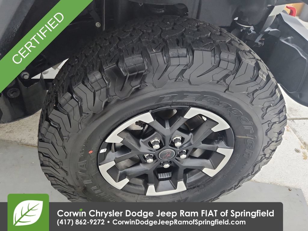Certified 2026 Jeep Wrangler Unlimited Rubicon AWD/4WD image 33