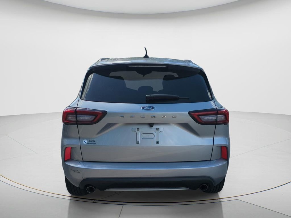 Used 2024 Ford Escape ST-Line w/ Cold Weather Package image 13