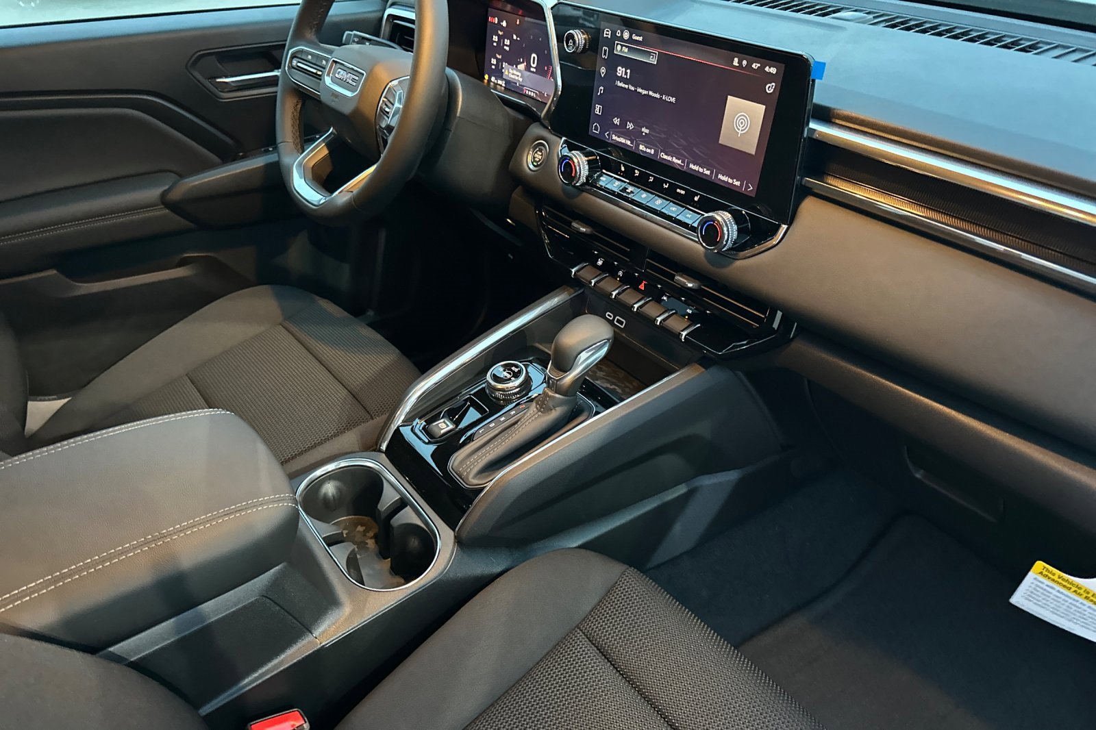 New 2026 GMC Canyon Elevation w/ Convenience Package image 16