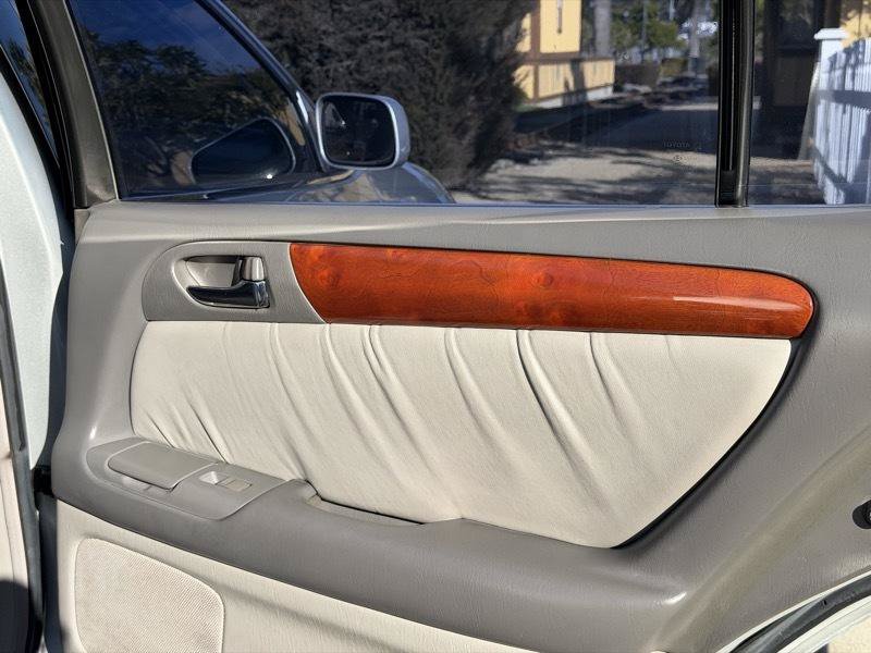 Used 1999 Lexus GS 300 w/ Premium Pkg RWD image 40
