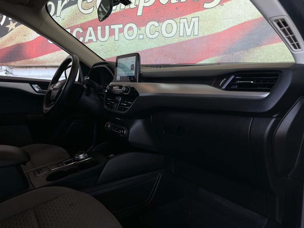 Used 2020 Ford Escape SE FWD image 22