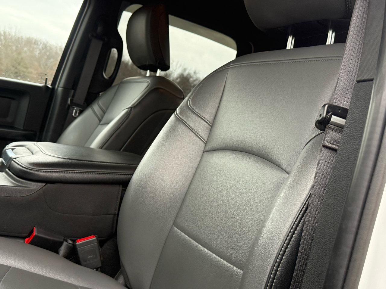 Used 2021 RAM 2500 Tradesman w/ Chrome Appearance Group image 19