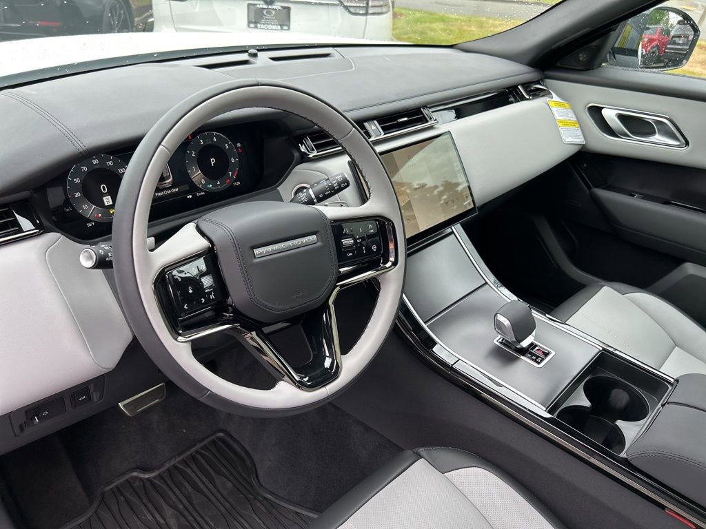 New 2026 Land Rover Range Rover Velar Dynamic SE image 12