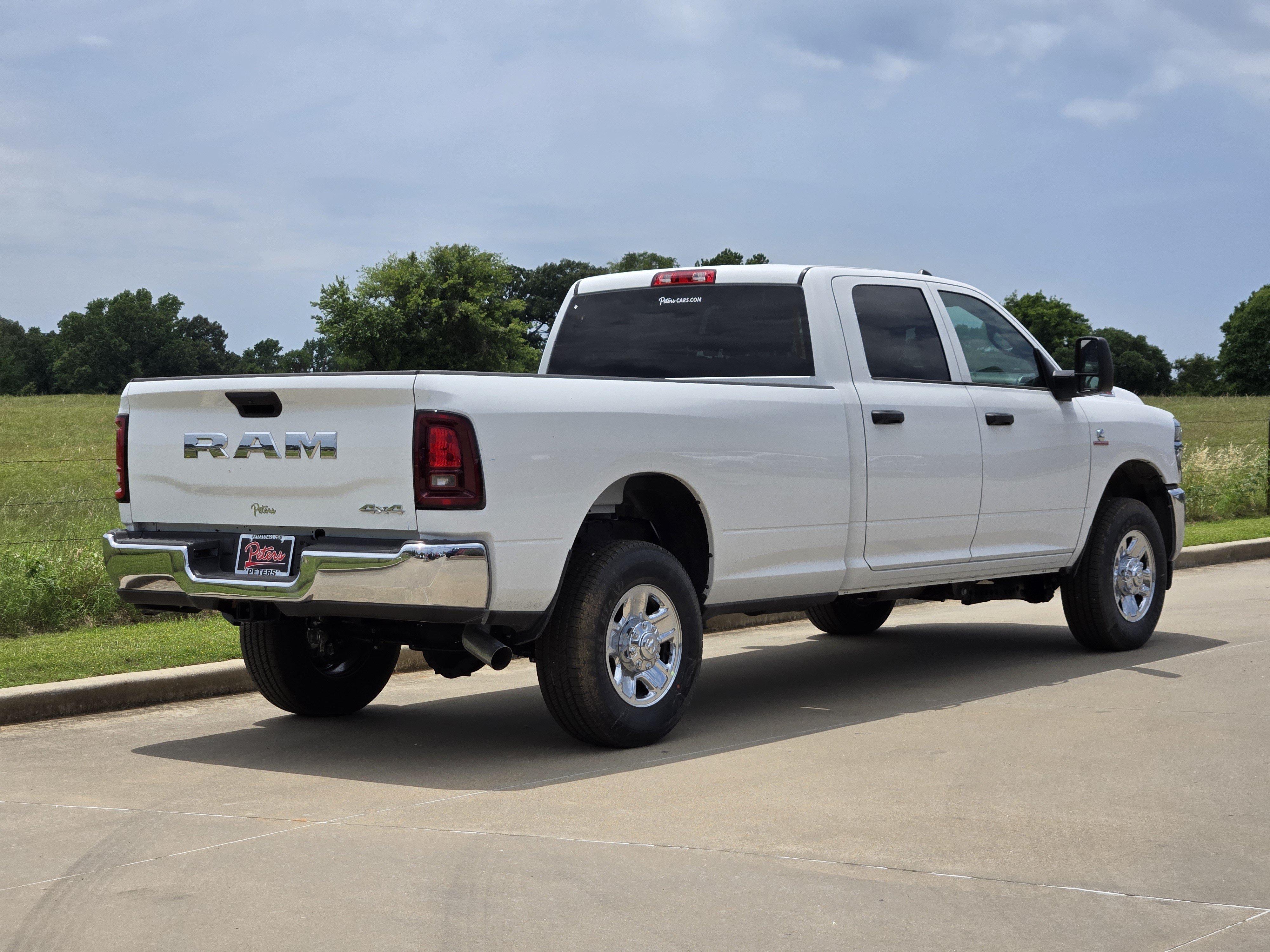 New 2026 RAM 2500 Tradesman w/ Chrome Appearance Group AWD/4WD image 3