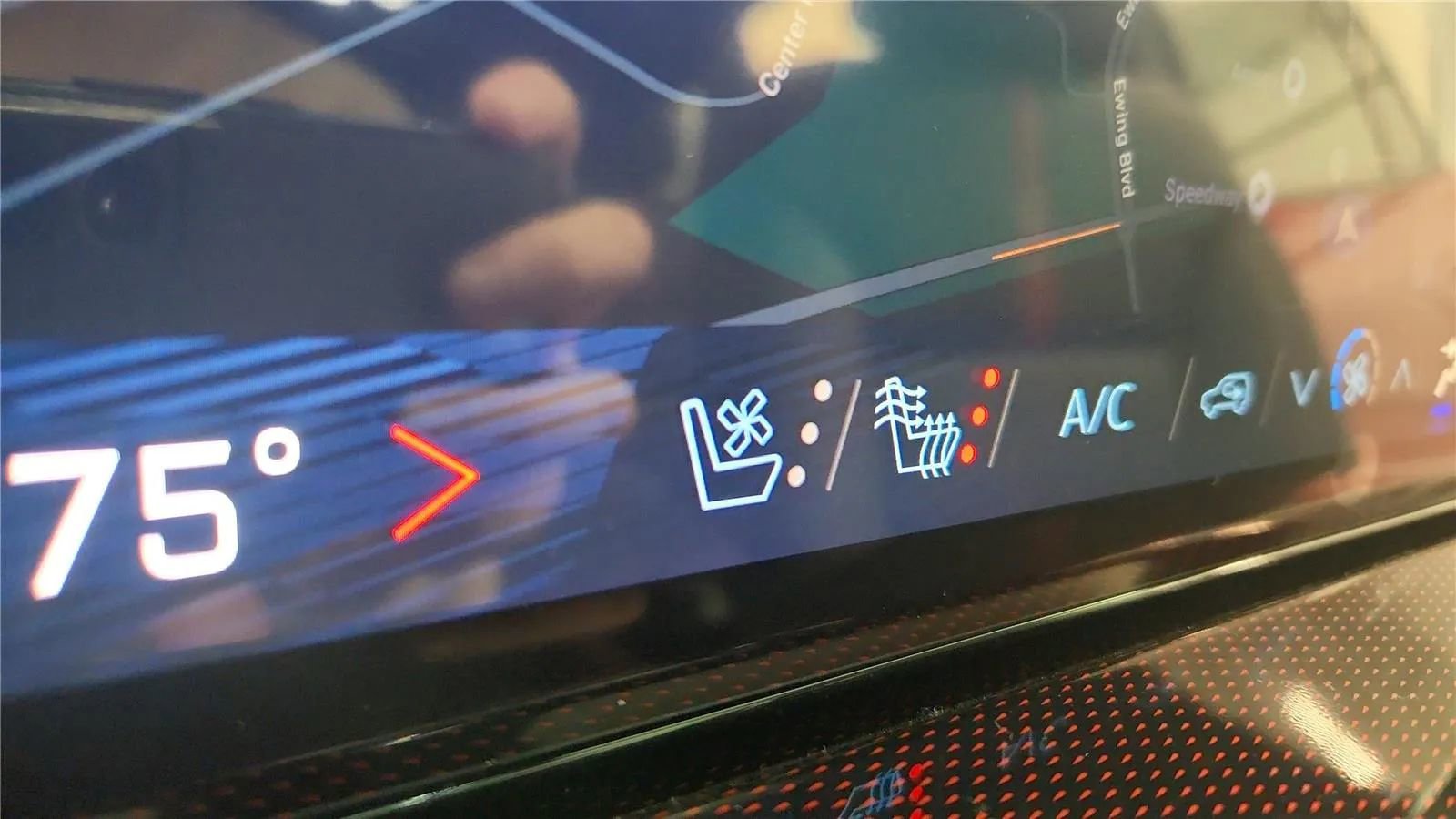 New 2026 Chevrolet Traverse RS image 30