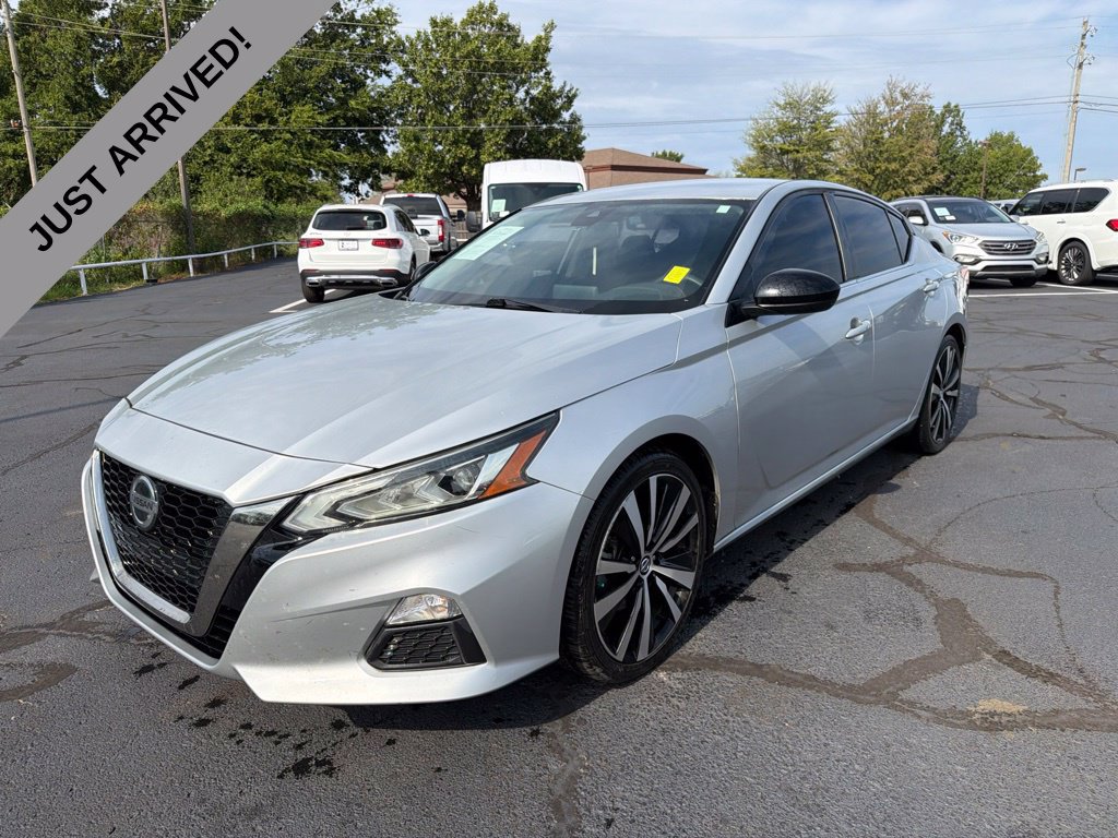 Used 2021 Nissan Altima 2.5 SR FWD image 1