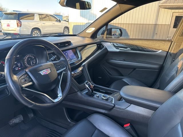 Used 2022 Cadillac XT6 Premium Luxury w/ LPO, Floor Liner Package image 12