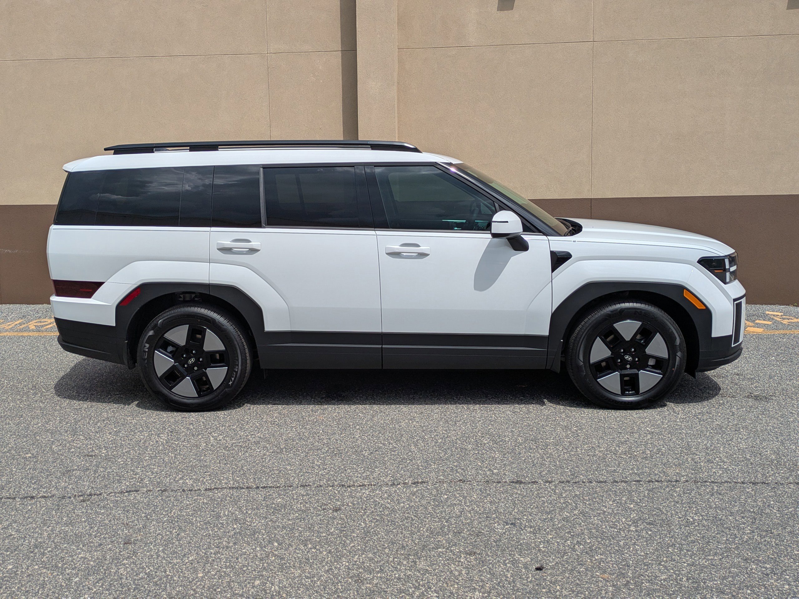 New 2026 Hyundai Santa Fe SEL image 3