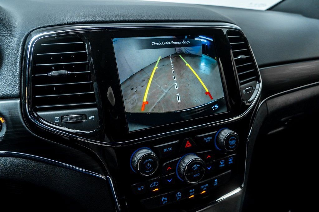 Used 2021 Jeep Grand Cherokee Limited w/ Premium Lighting Group image 17