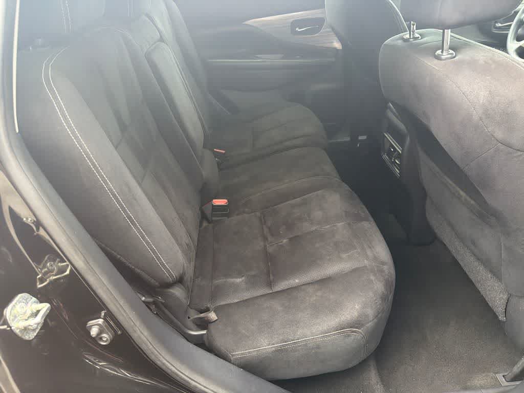 Used 2016 Nissan Murano S AWD/4WD image 14