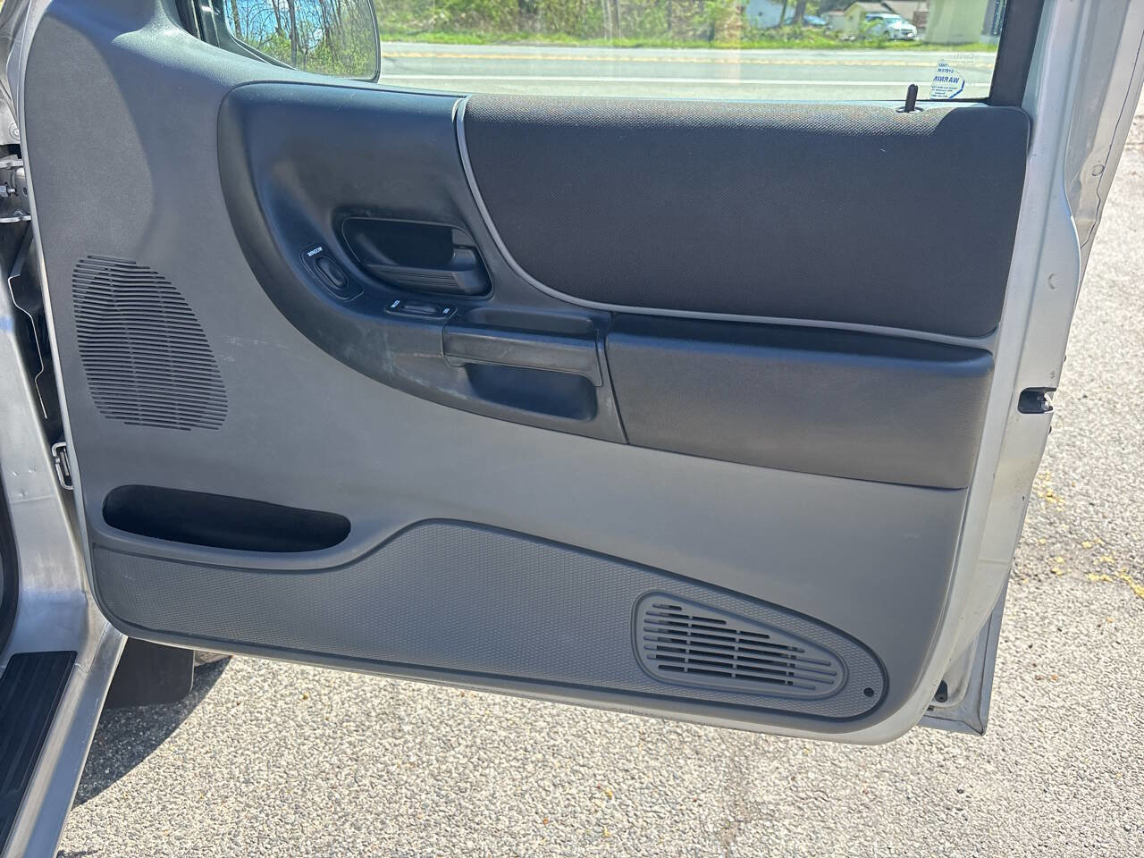 Used 2004 Ford Ranger FX4 AWD/4WD image 22