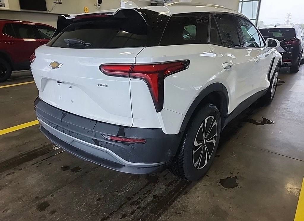 Used 2024 Chevrolet Blazer EV LT AWD/4WD image 5