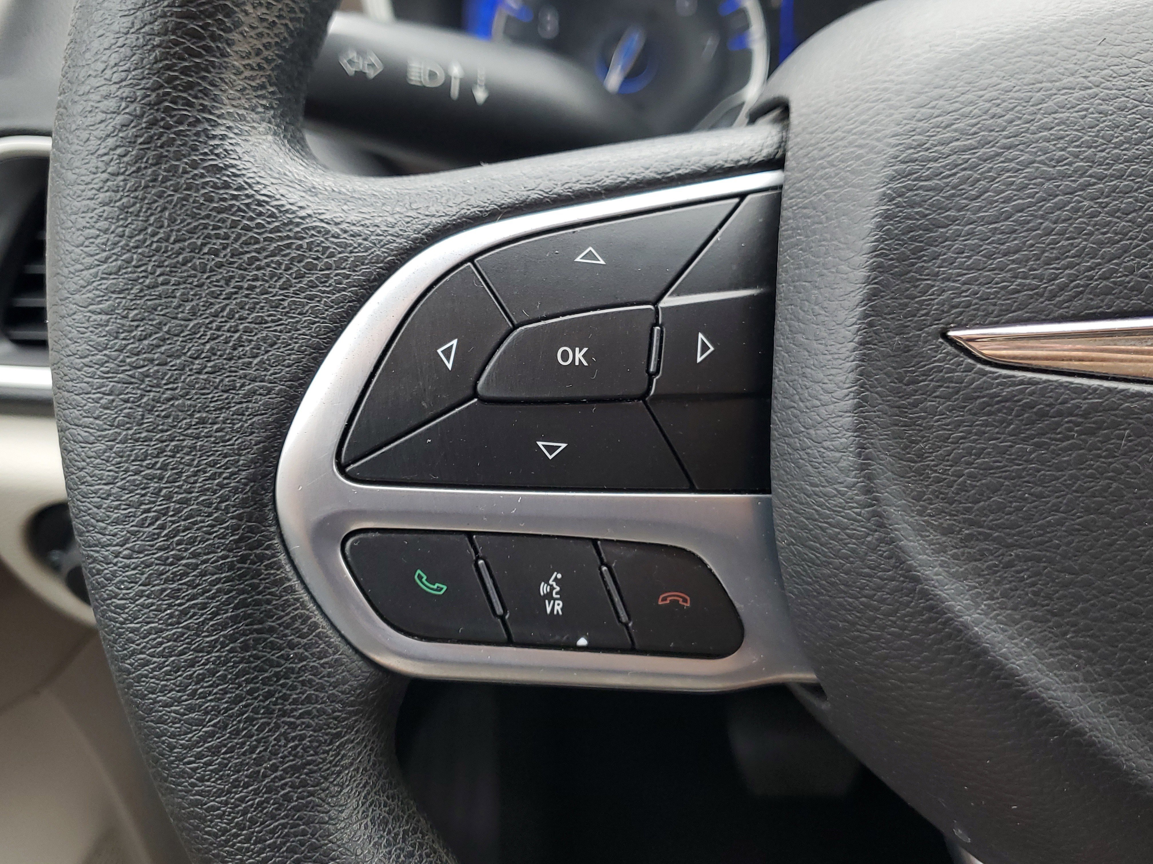 Used 2021 Chrysler Voyager Lxi image 25