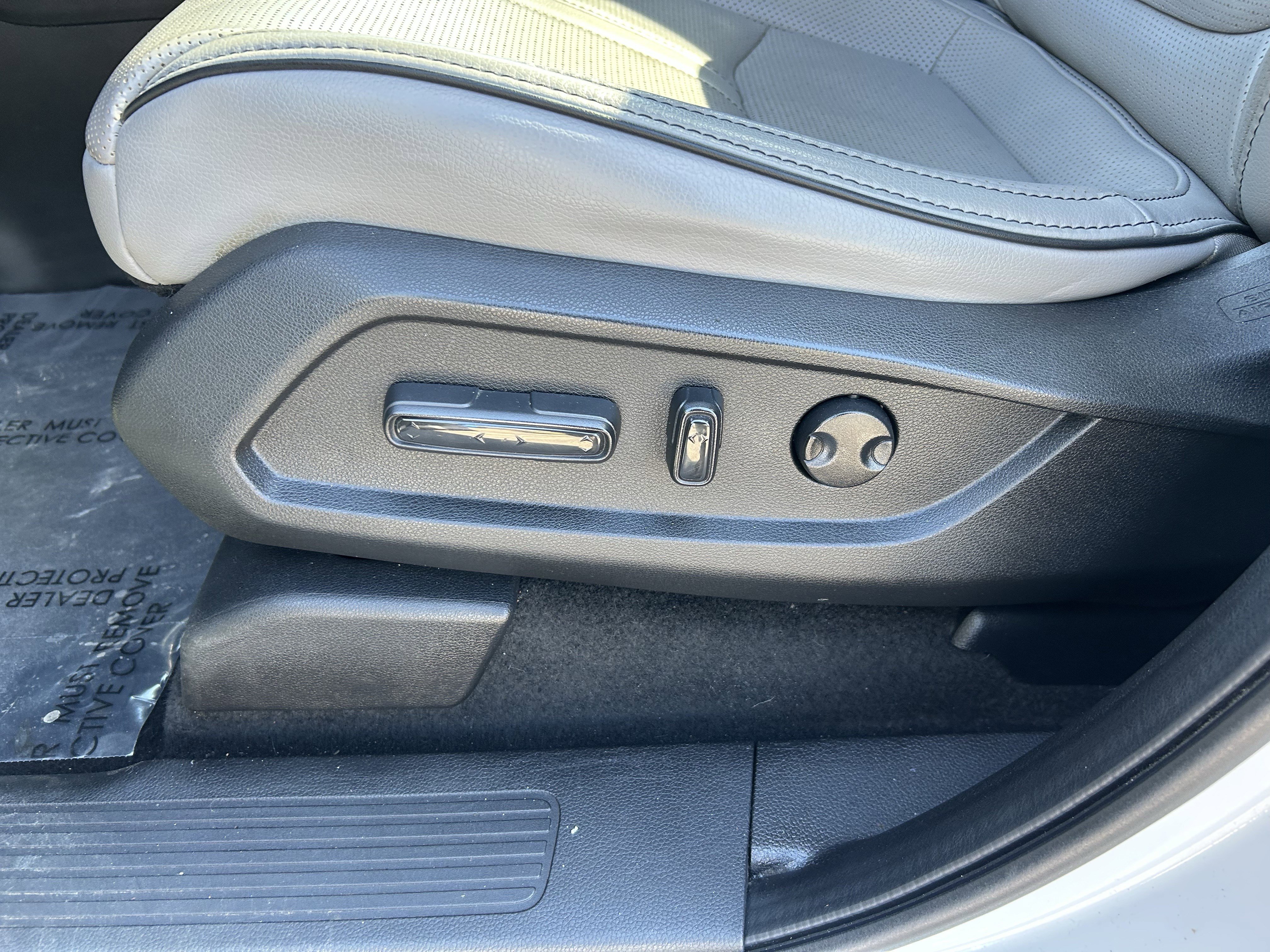 Used 2023 Honda Pilot Elite image 24