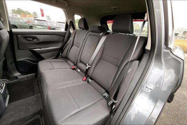 Certified 2025 Nissan Rogue S image 19
