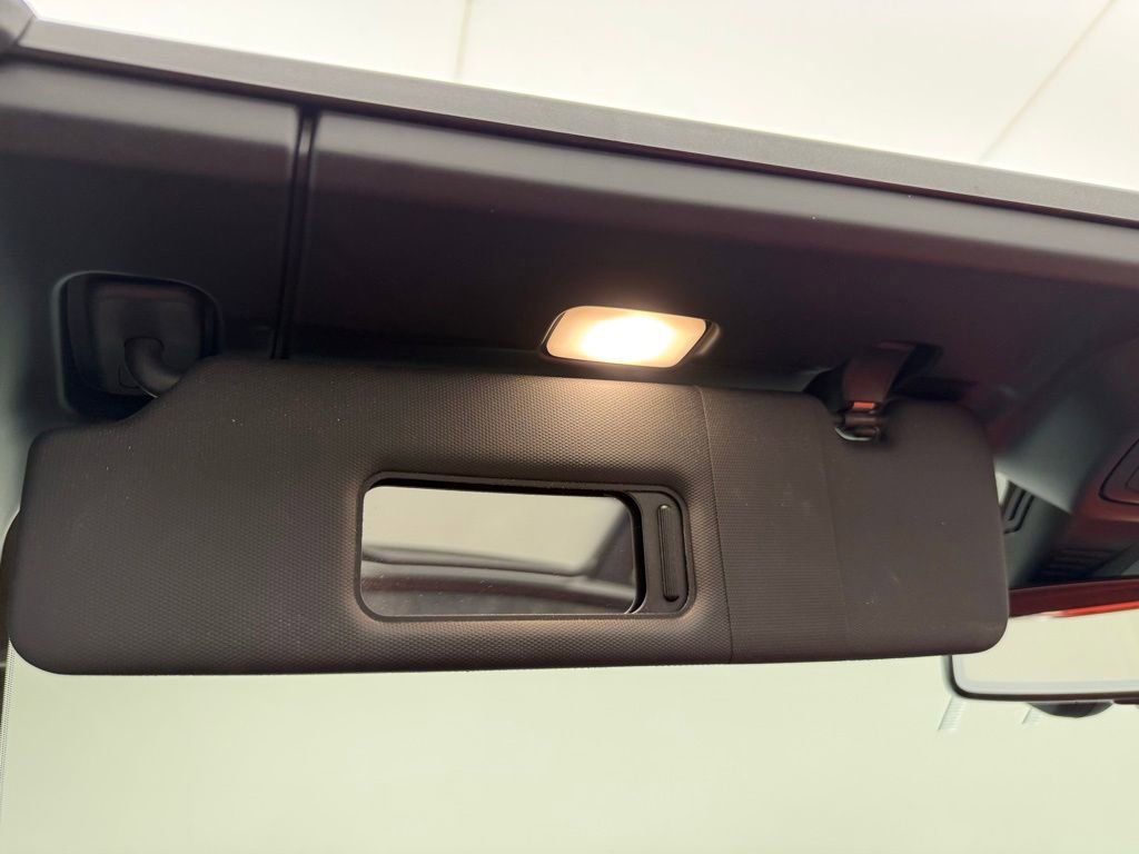 Used 2022 BMW Z4 M40i w/ Premium Package image 36