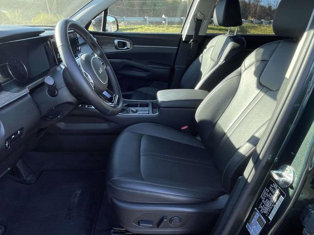 Used 2022 Kia Sorento S w/ Panoramic Sunroof Package image 14