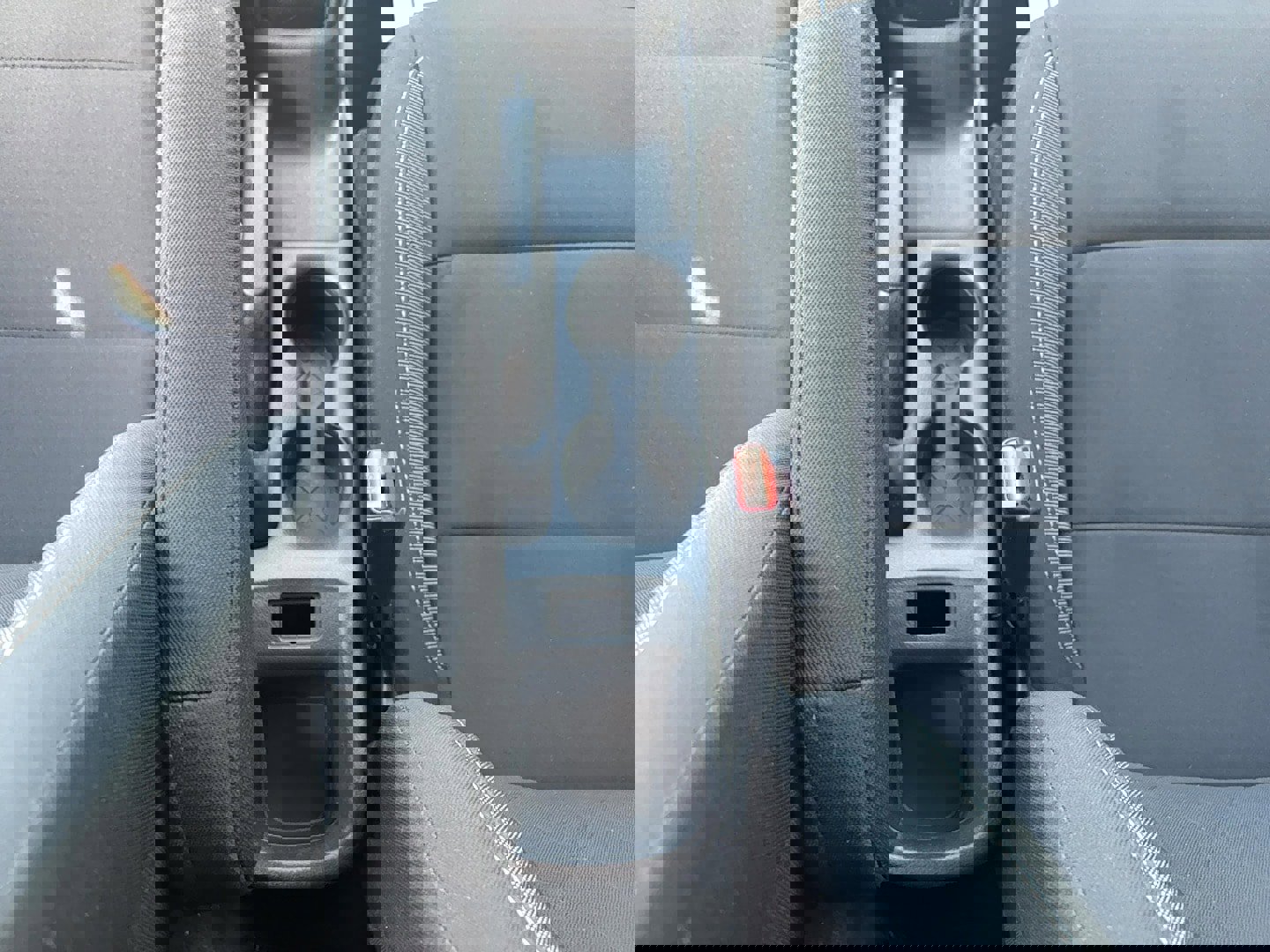 Used 2020 Nissan Kicks S image 15