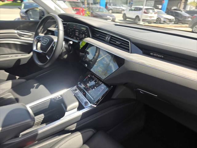 Used 2024 Audi Q8 e-tron Prestige w/ Prestige Package image 12