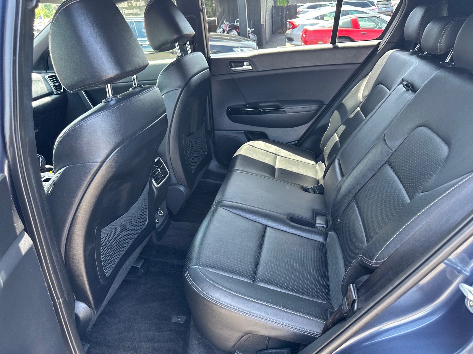 Used 2022 Kia Sportage Nightfall Edition w/ Nighfall AWD Premium Package image 17