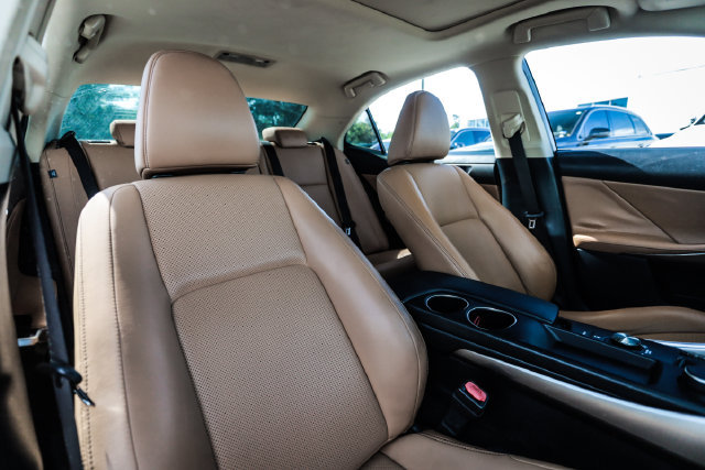 Used 2016 Lexus IS 200t RWD image 60