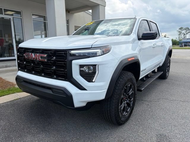 Used 2025 GMC Canyon Elevation w/ Technology Package AWD/4WD image 2