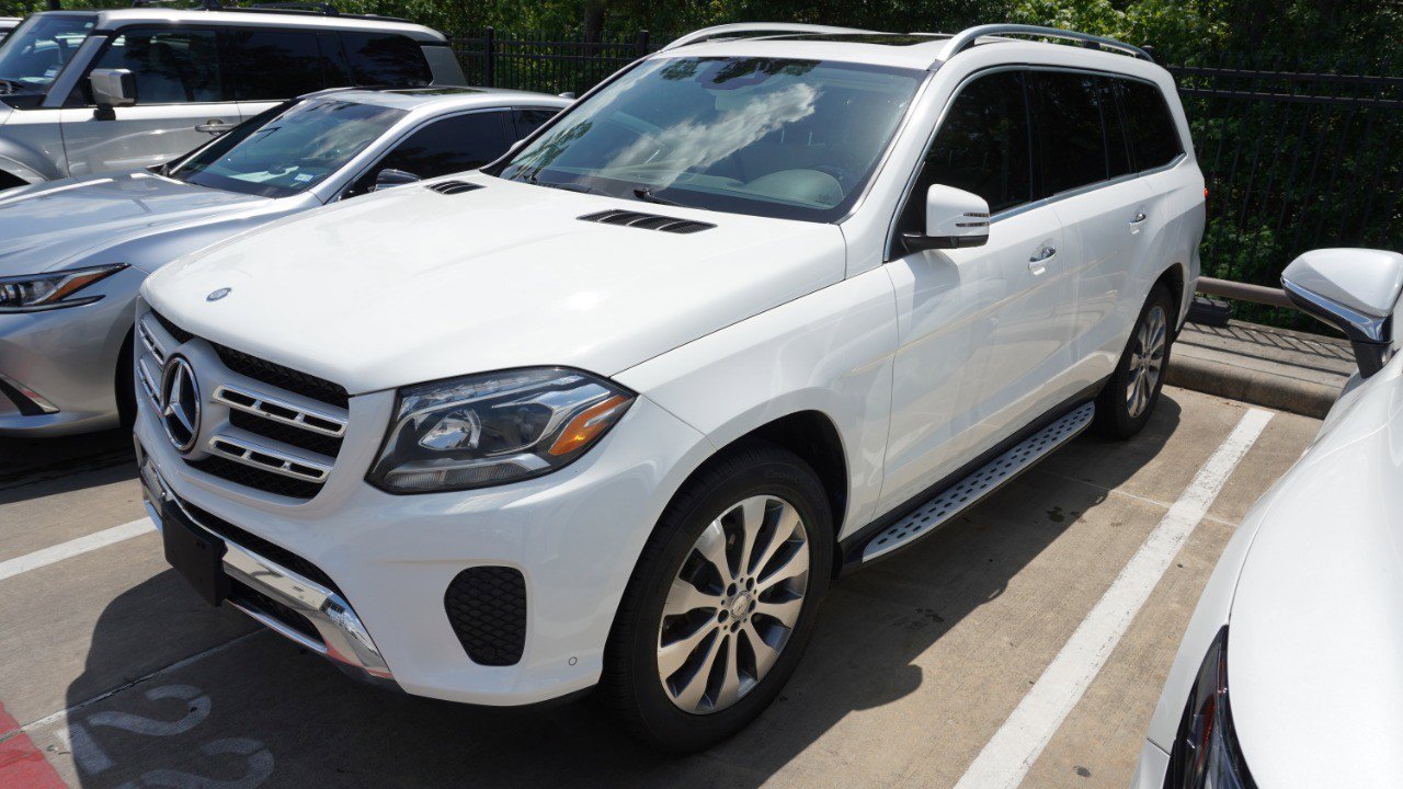 Used 2017 Mercedes-Benz GLS 450 4MATIC image 2