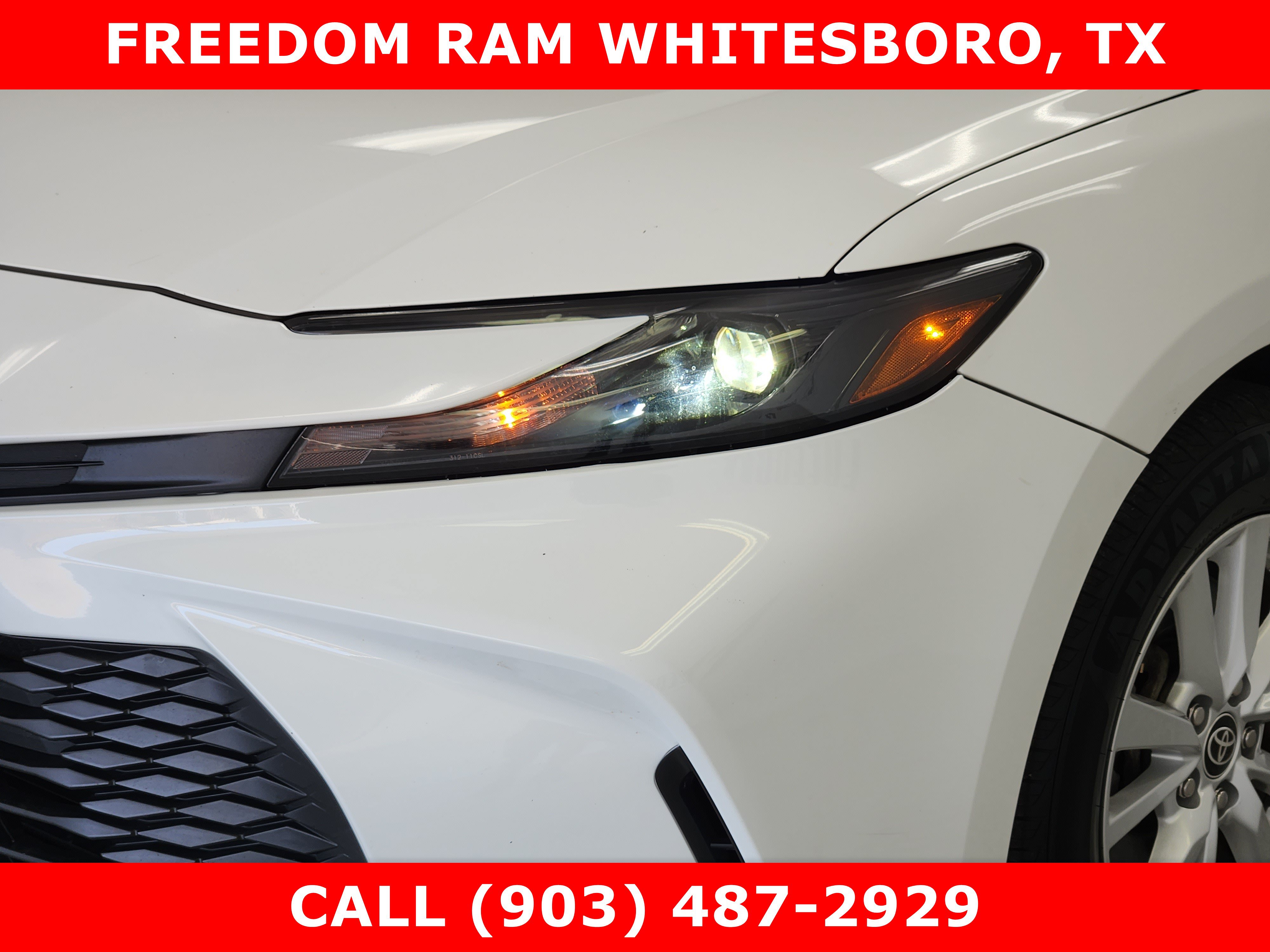 Used 2025 Toyota Camry LE FWD image 5