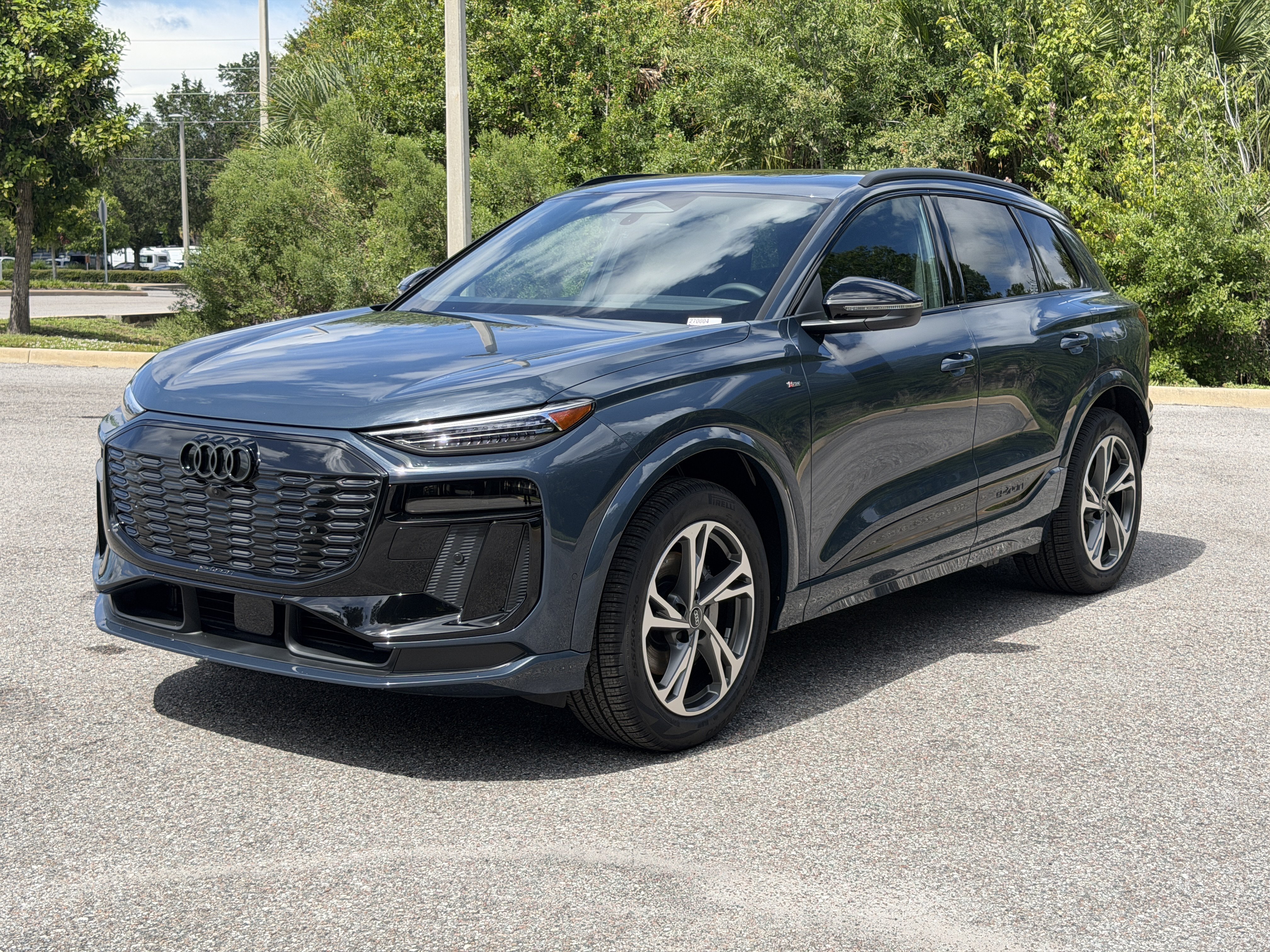 New 2027 Audi Q6 e-tron Premium Plus AWD/4WD image 3