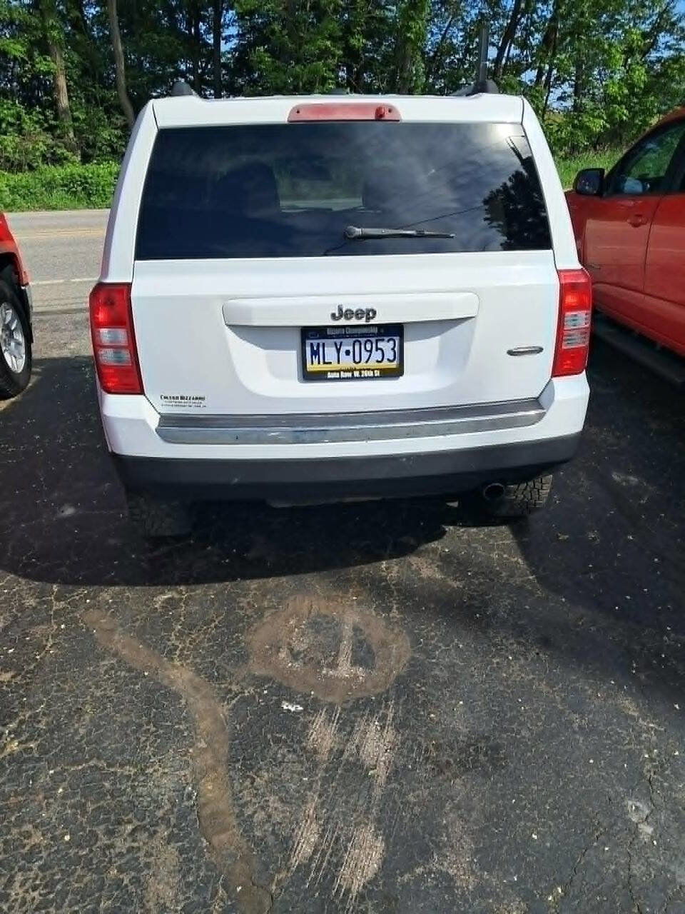 Used 2011 Jeep Patriot Latitude FWD image 3