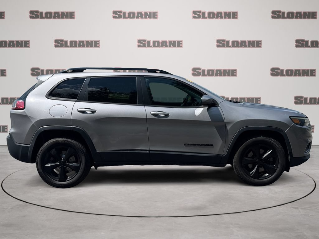 Used 2019 Jeep Cherokee Latitude Plus AWD/4WD image 6