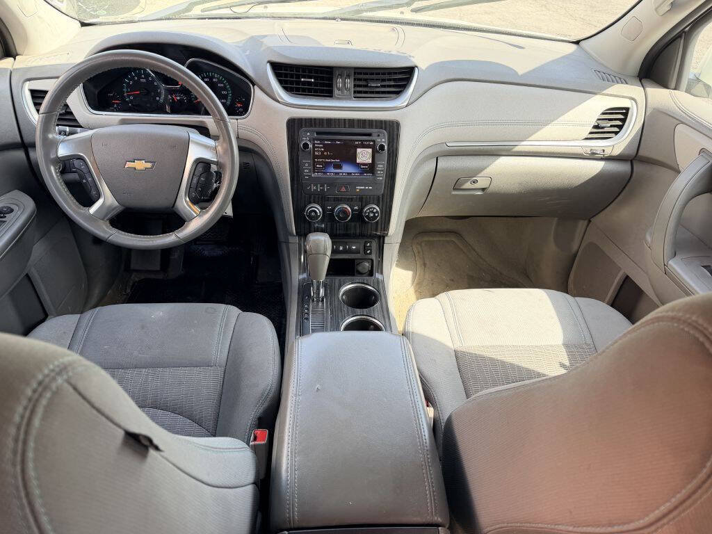 Used 2013 Chevrolet Traverse LT AWD/4WD image 9