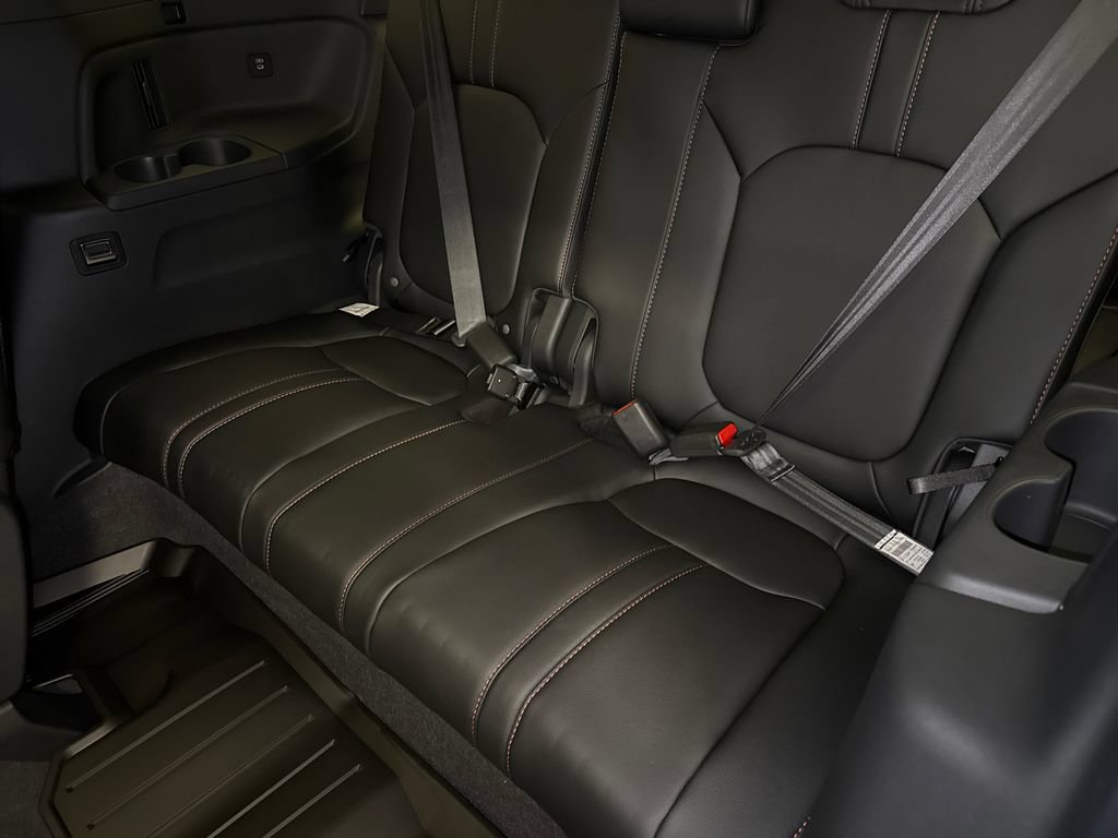 New 2026 Honda Pilot TrailSport image 17