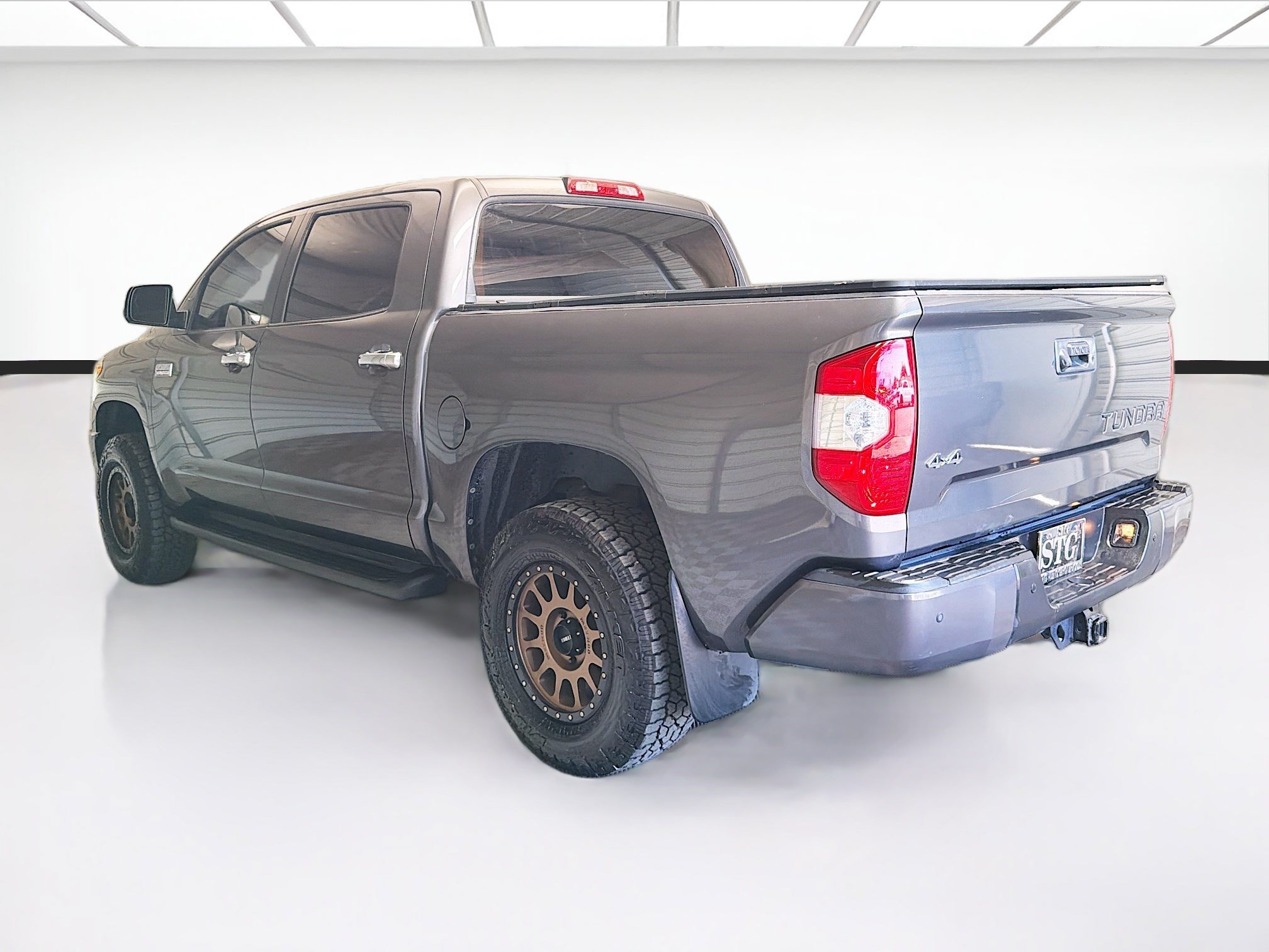 Used 2019 Toyota Tundra Platinum AWD/4WD image 6