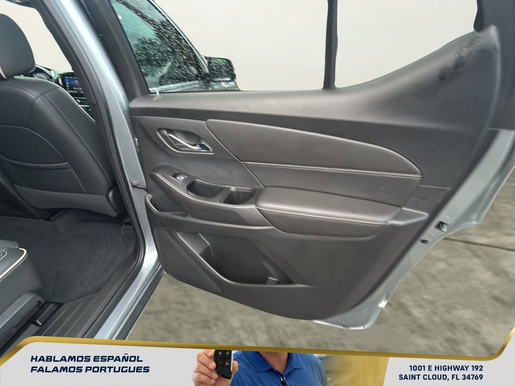 Used 2023 Chevrolet Traverse Premier w/ LPO, Cargo Package image 29