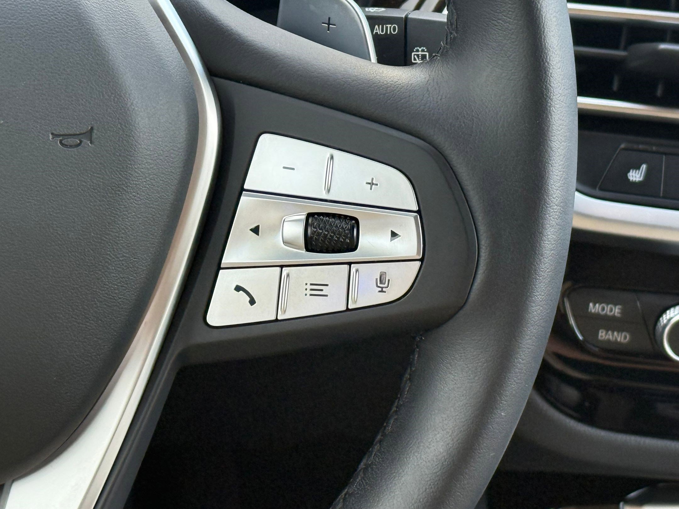 Certified 2024 BMW X3 sDrive30i w/ Premium Package w/ZPA image 26