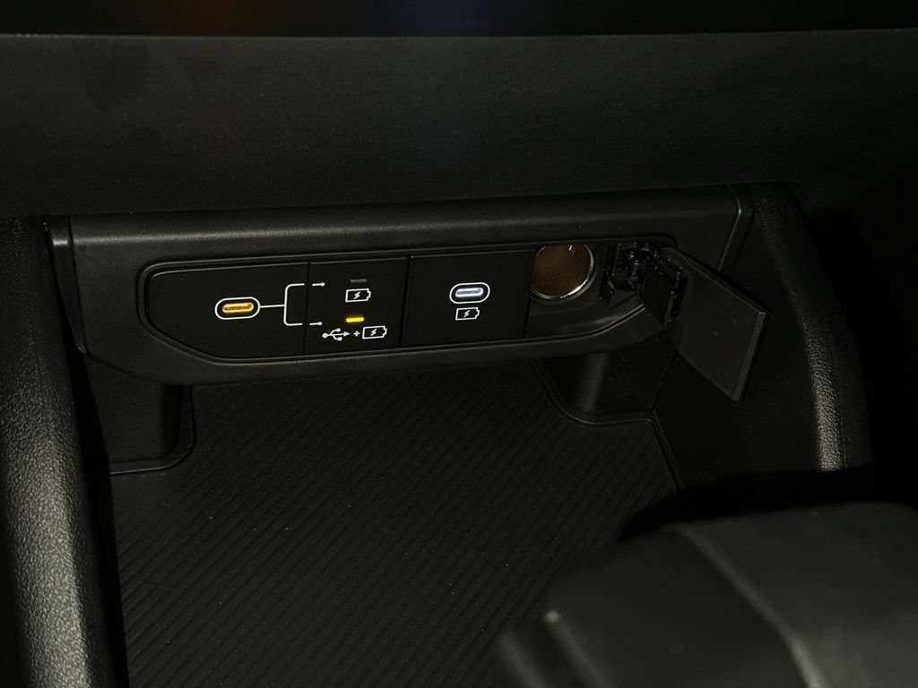 New 2026 Kia K4 FWD image 22