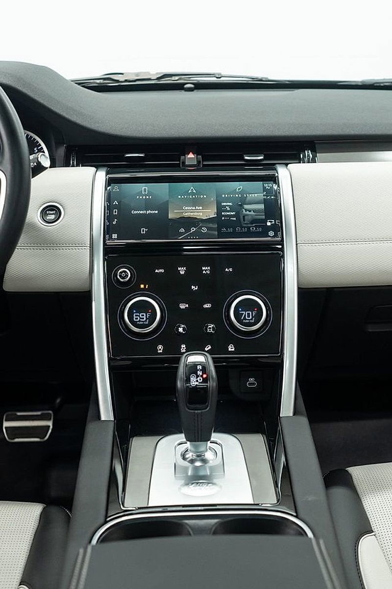 Used 2023 Land Rover Discovery Sport S R-Dynamic image 21