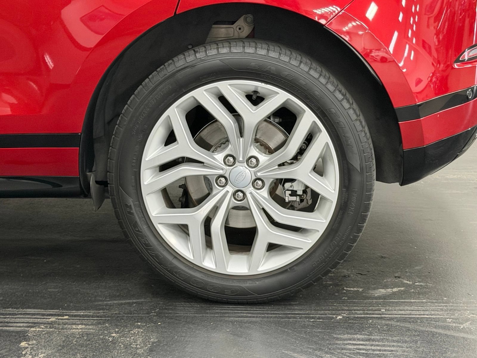 Used 2022 Land Rover Range Rover Evoque R-Dynamic S AWD/4WD image 17