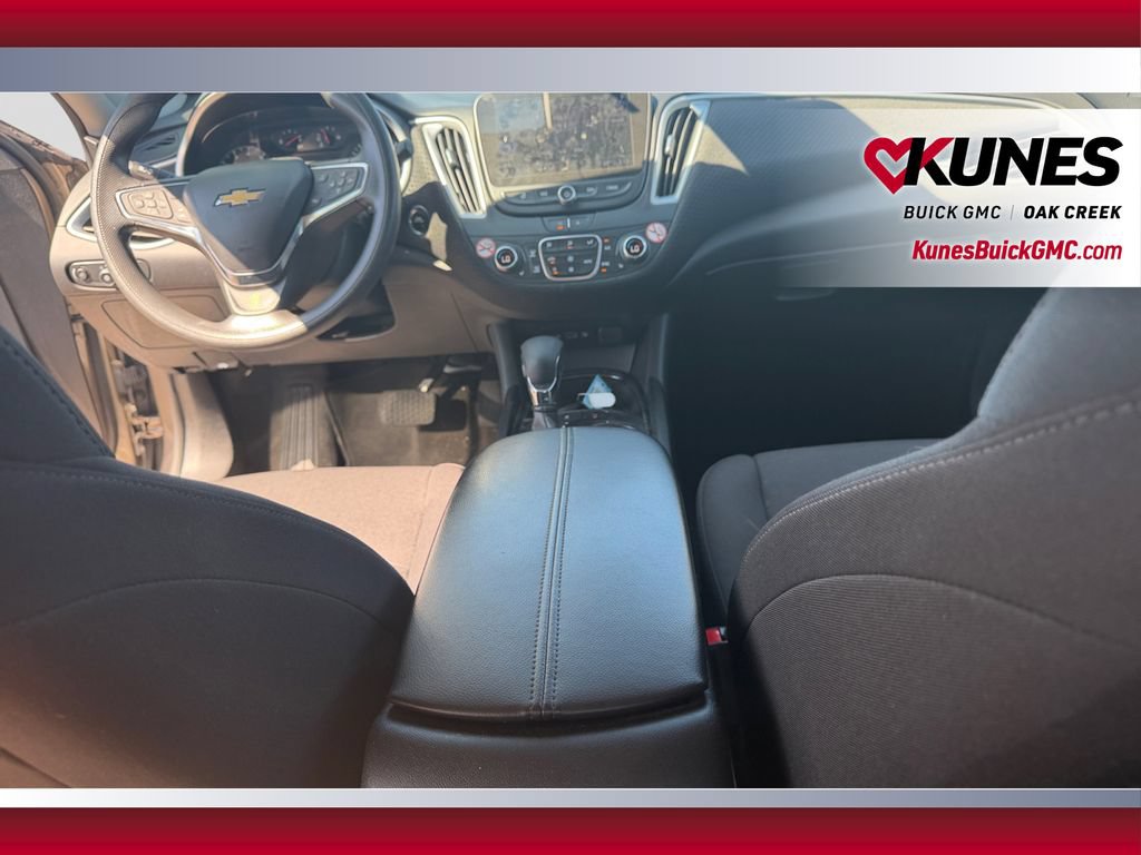 Used 2024 Chevrolet Malibu LT FWD image 25