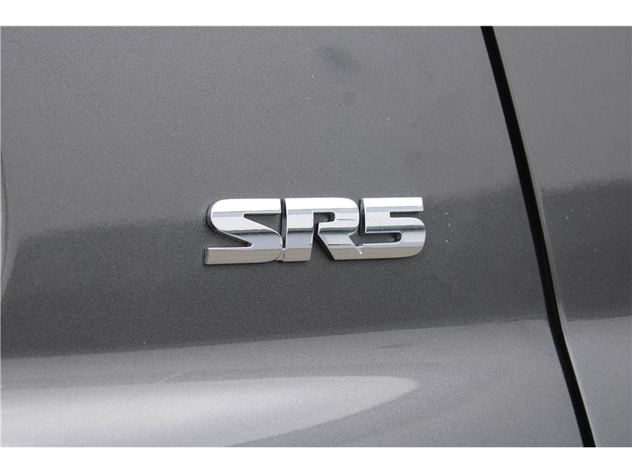 Used 2014 Toyota Tundra SR5 w/ SR5 Upgrade Package AWD/4WD image 32