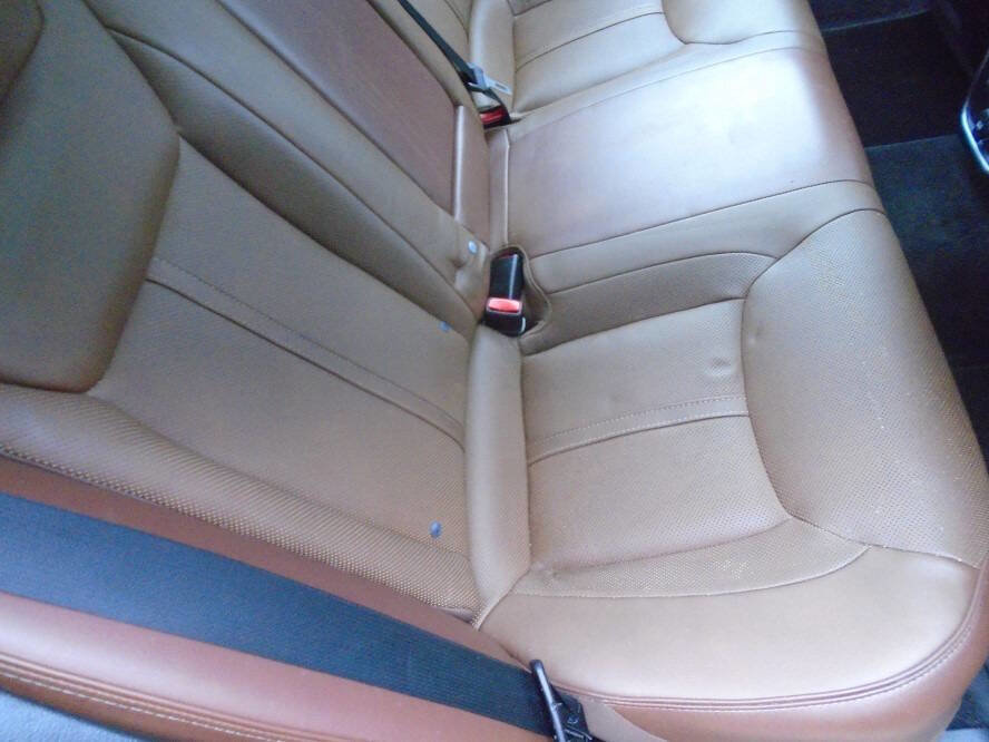 Used 2013 Chrysler 300 C w/ Harman Kardon Audio Group image 22