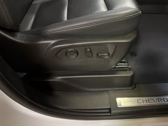 Used 2024 Chevrolet Suburban LT AWD/4WD image 64
