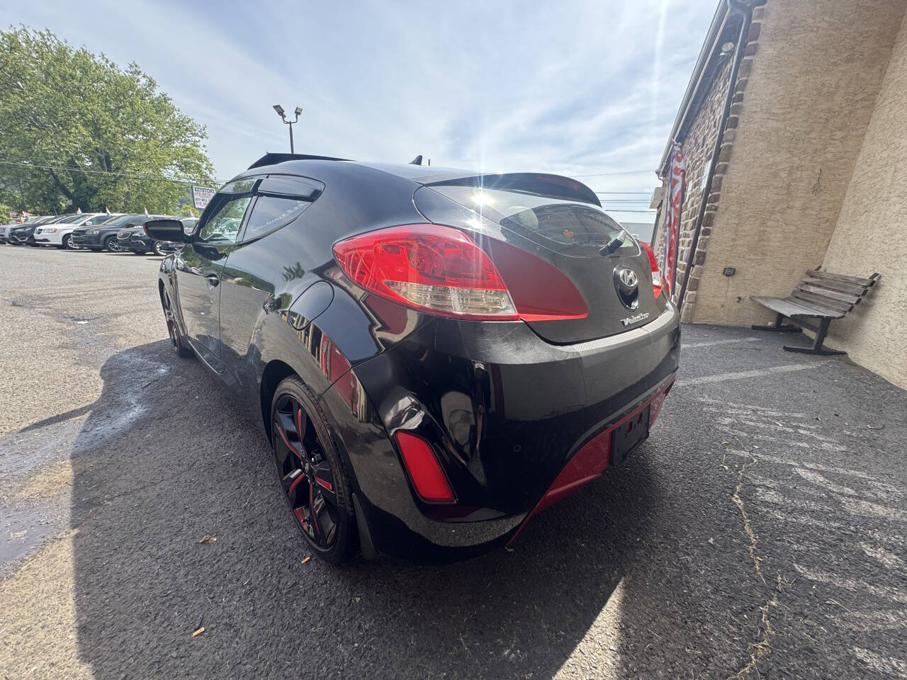 Used 2013 Hyundai Veloster w/ Style Pkg FWD image 5