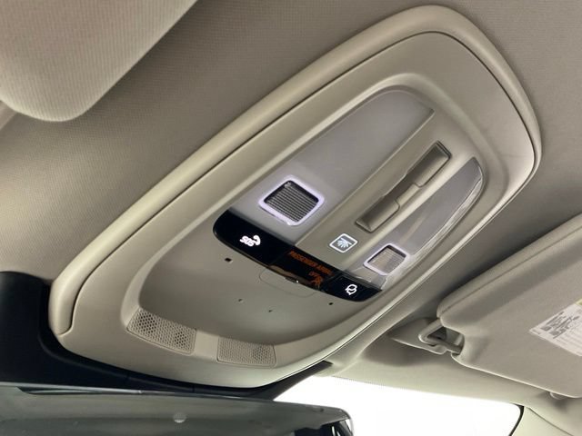 Certified 2025 Volvo XC90 B5 Plus w/ Protection Package AWD/4WD image 23